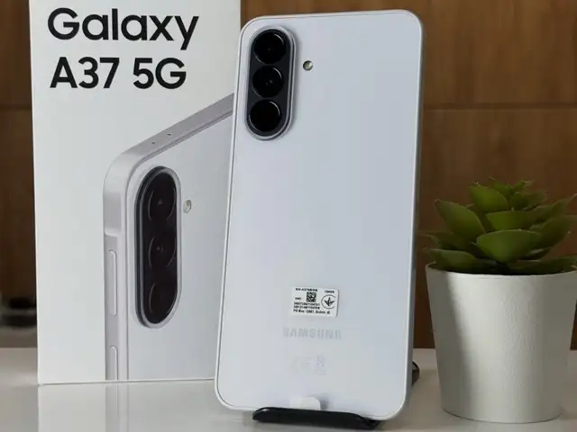 Samsung Galaxy A37 5G 8/256 GB, Душанбе