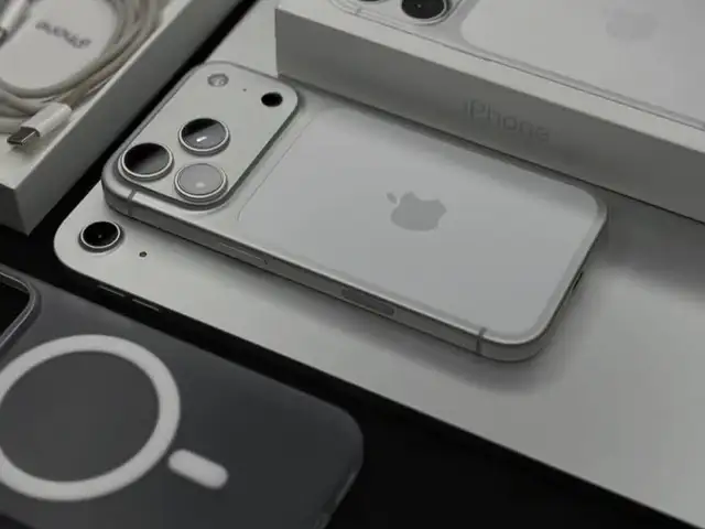 Apple iPhone 17 Pro Max, 512 gb, Cosmic Orange, Худжанд