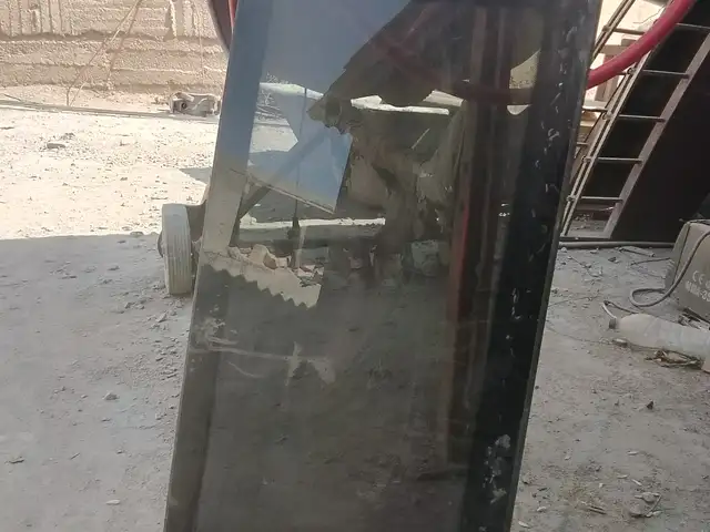 Люк от Mercedes-Benz, Душанбе