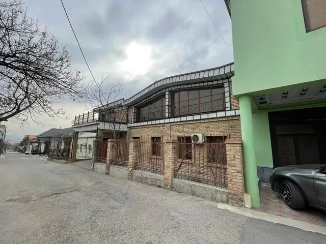 2 этажн. 9-комн. дом, 6 соток, Мир, Хуҷанд
