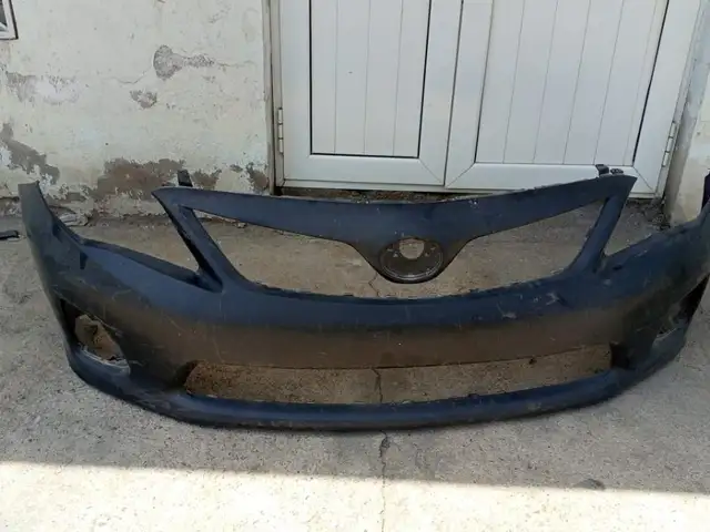 Передний бампер Toyota Corolla 3, Душанбе
