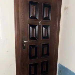Дверь, Душанбе
