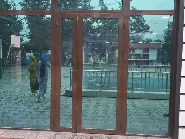 Дар ва тиреза, Душанбе