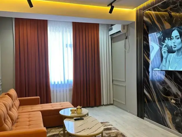 2-комн. квартира, 13 этаж, 60м², Гранд отель, Душанбе