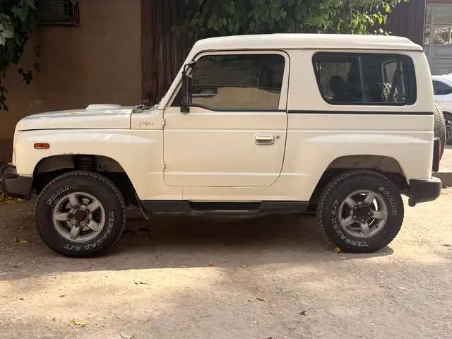 Kia Retona