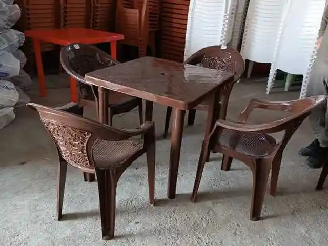 Стол со стульями, Душанбе