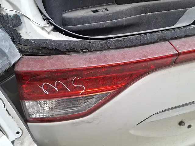 Задняя фара от Toyota Estima, Душанбе