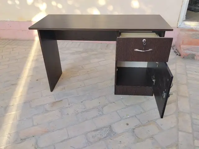Стол, Хуҷанд