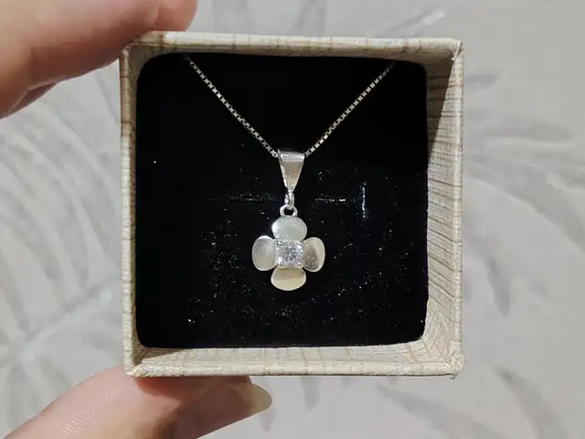 Серебряный кулон с цепью повелительница сердец, Душанбе