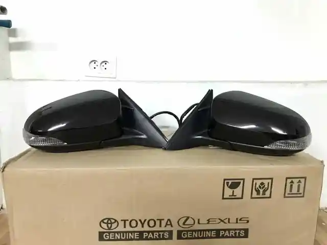 Боковые зеркала от Toyota Camry 5, Душанбе