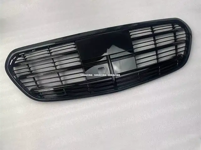 Решетка радиатора на Mercedes-Benz S-Class W223, Душанбе