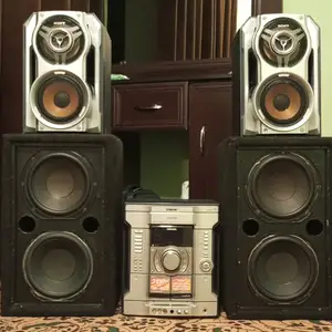 Комплект музыкальный центр и колонки, Душанбе