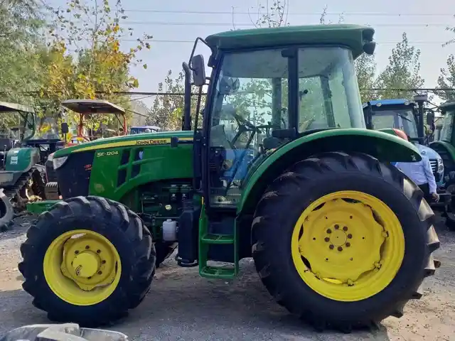 Трактор John Deere 5E-1204, 2019, Душанбе