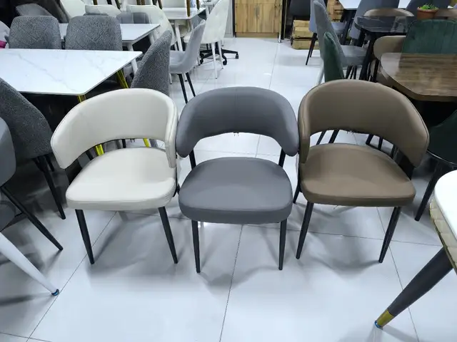 Стулья, Душанбе