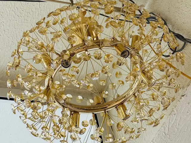 Люстра, Душанбе