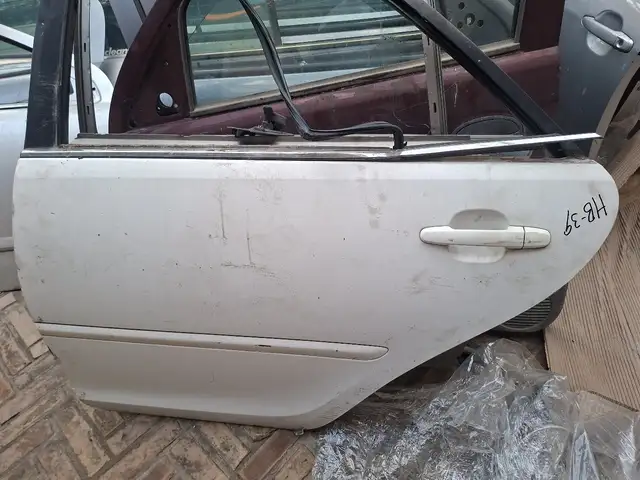 Дверь от Toyota Camry 2006, Худжанд