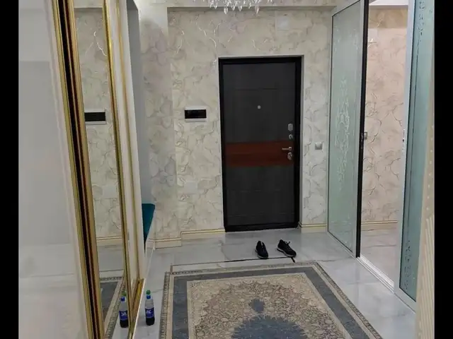 2-комн. квартира, 17 этаж, 81м², Шохмансур, Душанбе