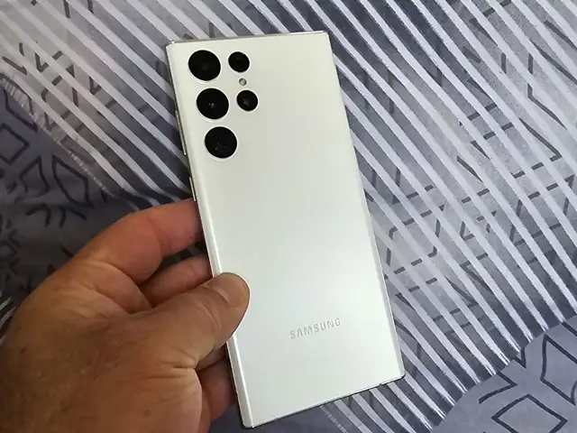 Samsung galaxy S22 Ultra 12/256Gb Carea 5G, Худжанд