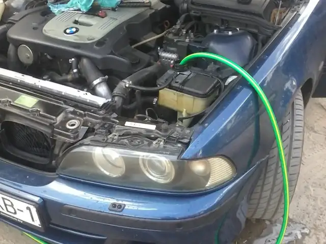 Бачок BMW e39, Хуҷанд
