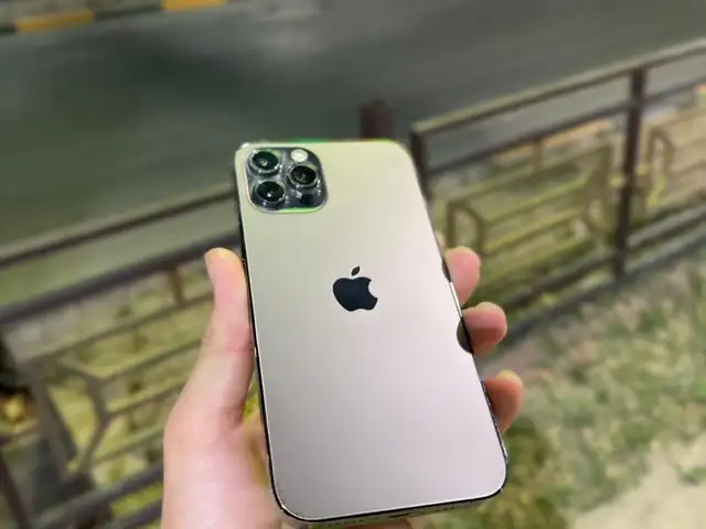 Apple iPhone 12 pro, 128 gb, Silver, Душанбе