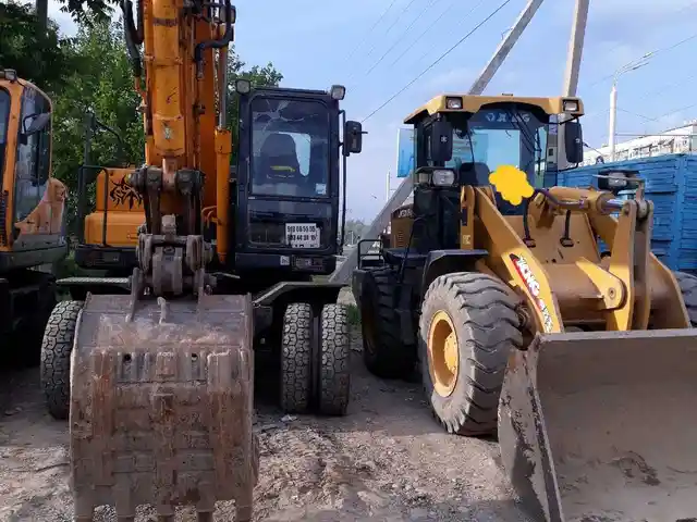 Услуги экскаватора и погрузчика, Душанбе