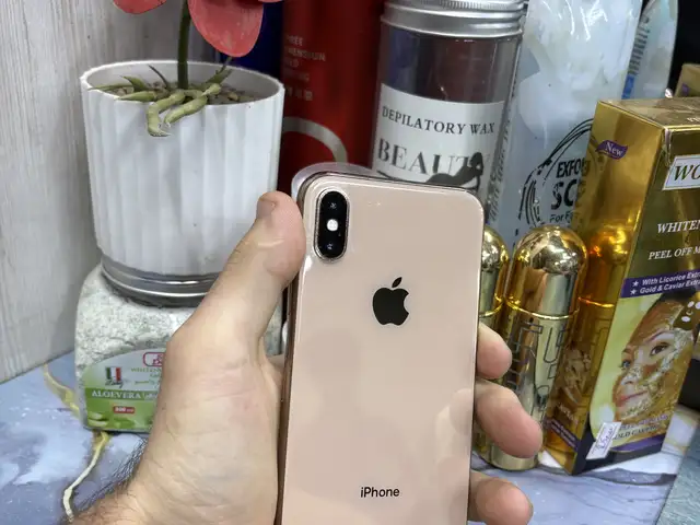 Apple iPhone Xs, 256 gb, Gold, Хуҷанд
