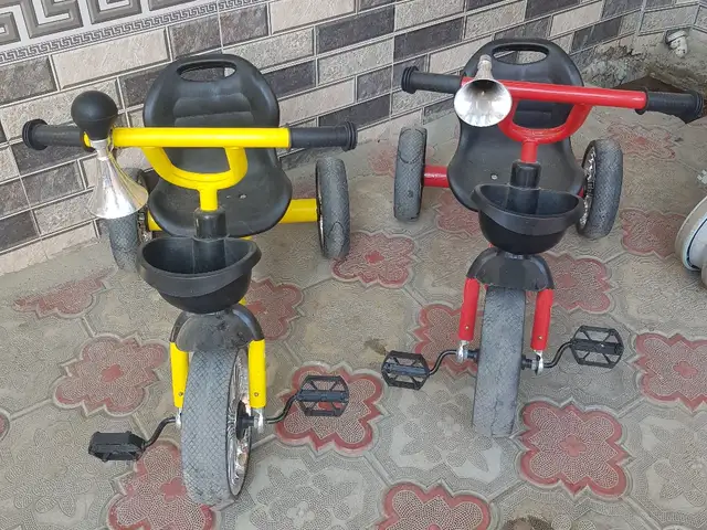 Детские трёхколёсный велосипед, Худжанд