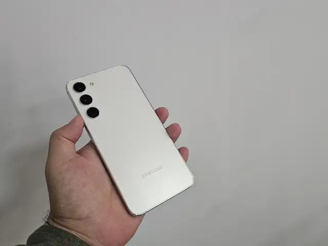Samsung Galaxy S23 plus, Худжанд