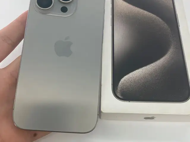 Apple iPhone 15 Pro, 256 gb, Natural Titanium, Душанбе