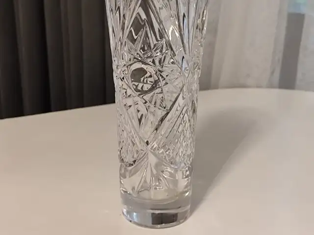 Ваза хрустальная, Душанбе