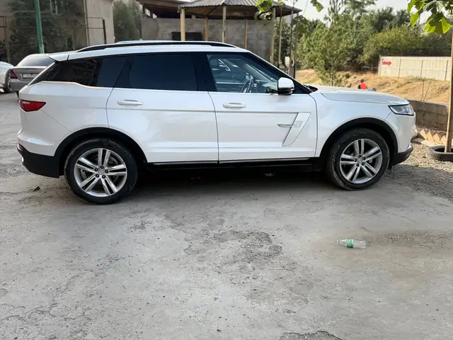 Zotye T700, 2017, Ваҳдат - 3