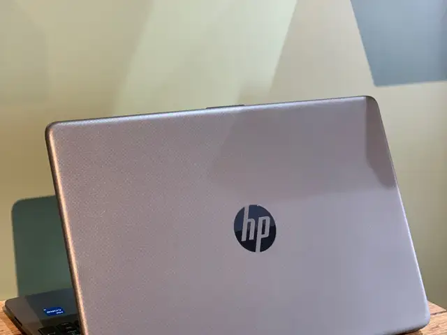 Ноутбук Hp i5 13th, Хуҷанд