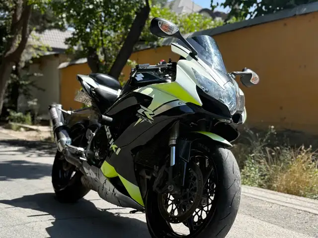 Мотоцикл Suzuki GSX-R600 K8, Хуҷанд