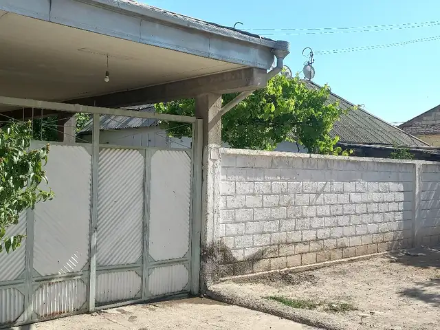 1 этажн. 4-комн. дом, 420 соток, к. Ф. Мухаммадиев 16, Бустон (Чкаловск)
