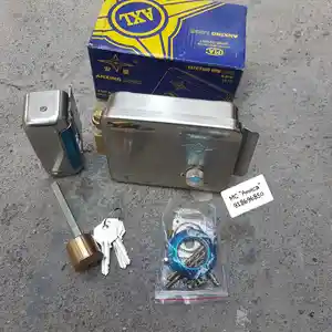 Замок АХL 065, Душанбе