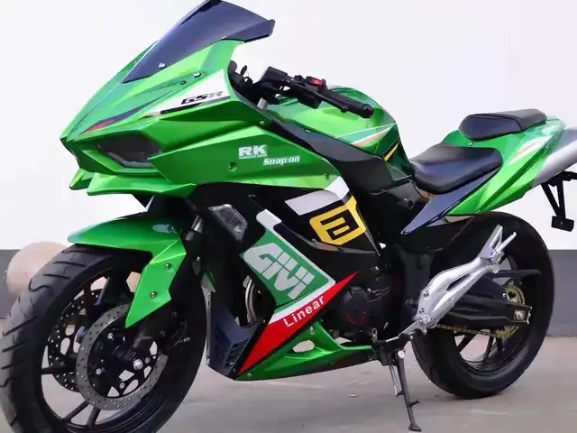 Мотоцикл Suzuki 250, Душанбе