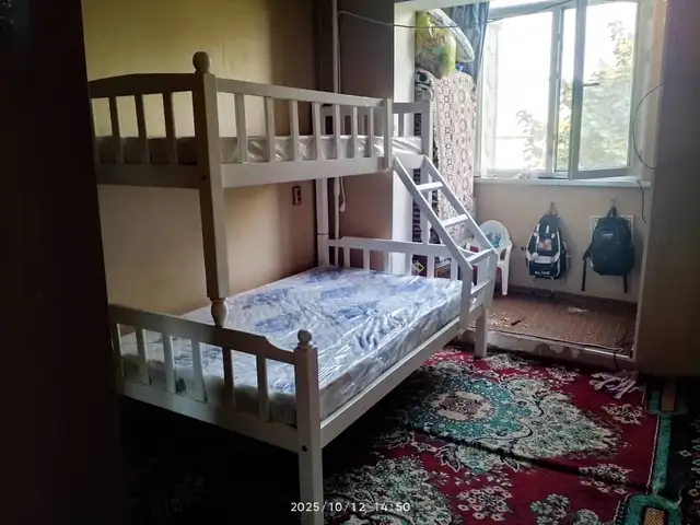 Двухъярусная кровать, Душанбе