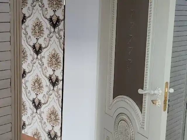 Дверь, Душанбе