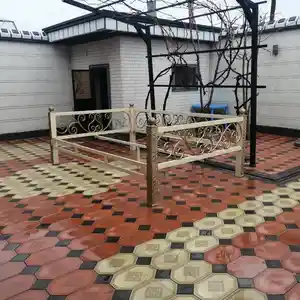 Катхои оханин бо фармоиш, Душанбе