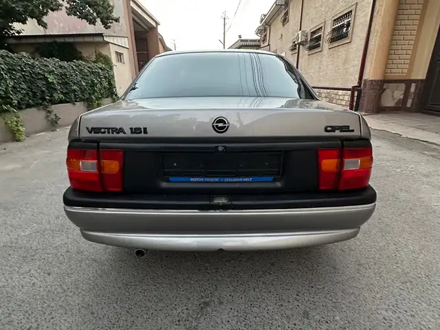 Opel Vectra A, 1994, Худжанд - 7
