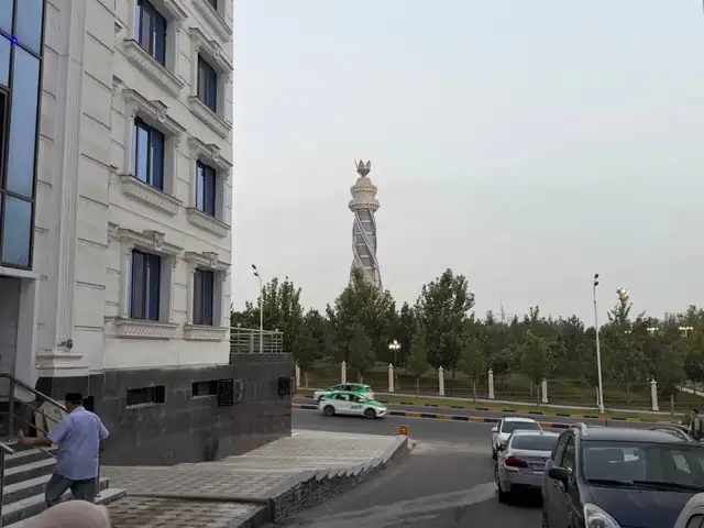 2-комн. квартира, 4 этаж, 75 м², Исмоили сомони, Душанбе