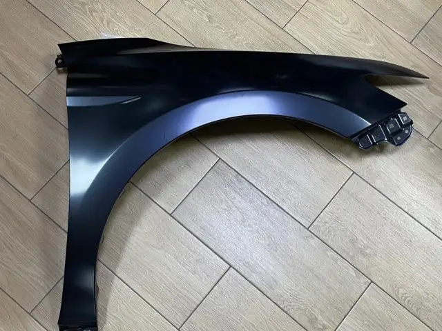 Переднее крыло от Toyota Camry 6, Душанбе