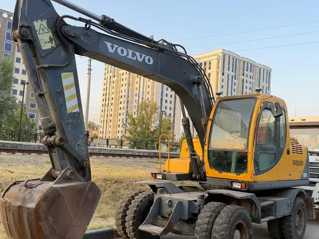 Экскаватор Volvo EW130 2004, Душанбе - 5
