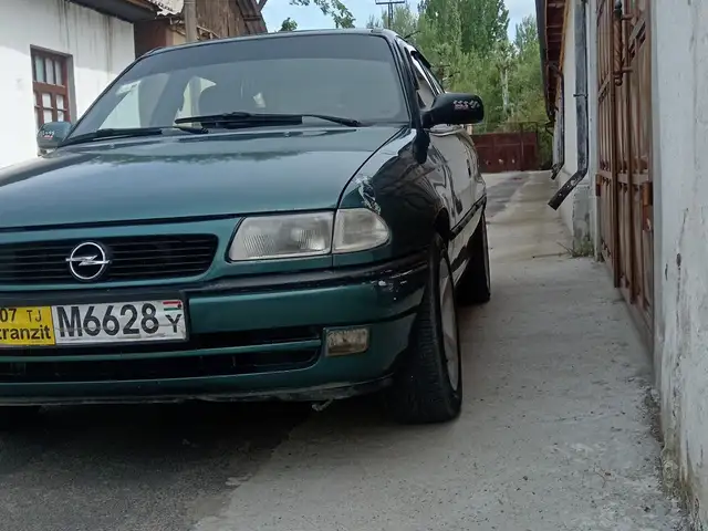 Opel Astra F