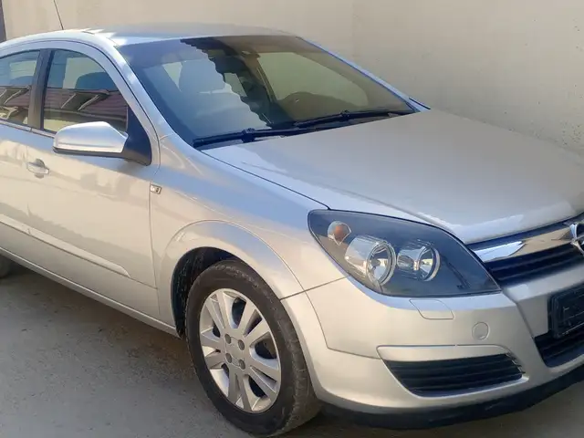 Opel Astra H