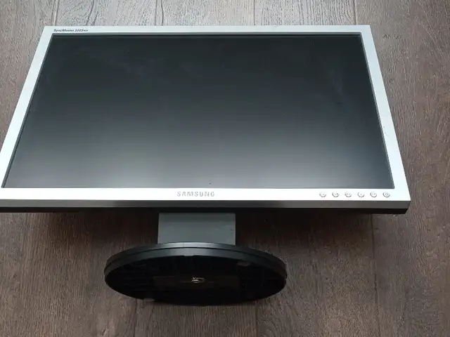 Монитор Samsung SyncMaster 2223nw, Душанбе
