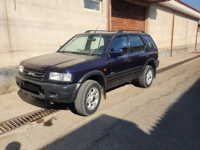 Opel Frontera