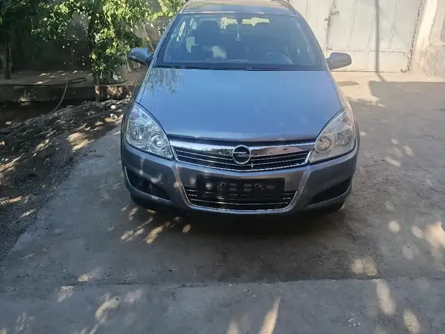 Opel Astra H