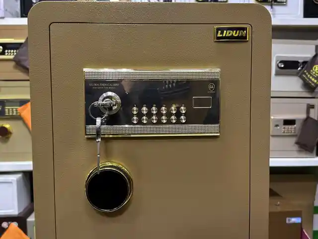 Сейф 45ldn, Душанбе