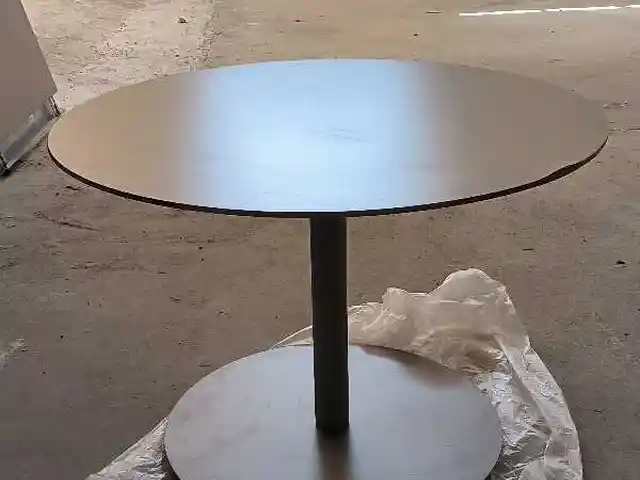 Стол круглый, Душанбе